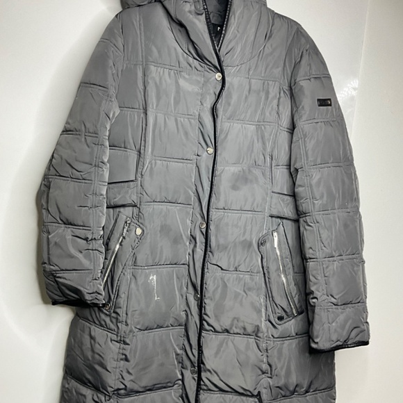 Dkny puffy jacket xl - Picture 16 of 16